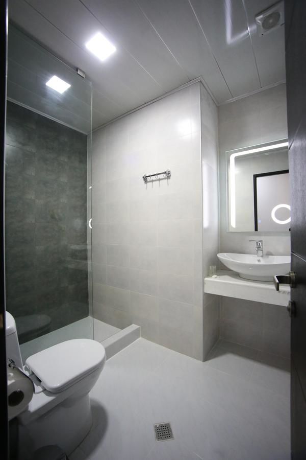 Отель West Tower Hotel Кутаиси