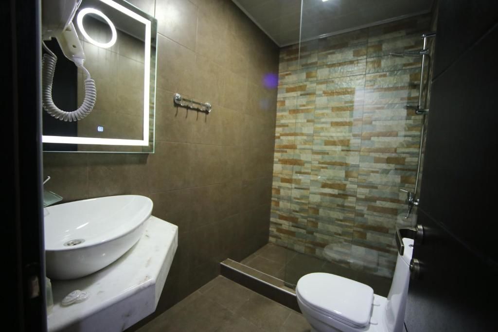 Отель West Tower Hotel Кутаиси