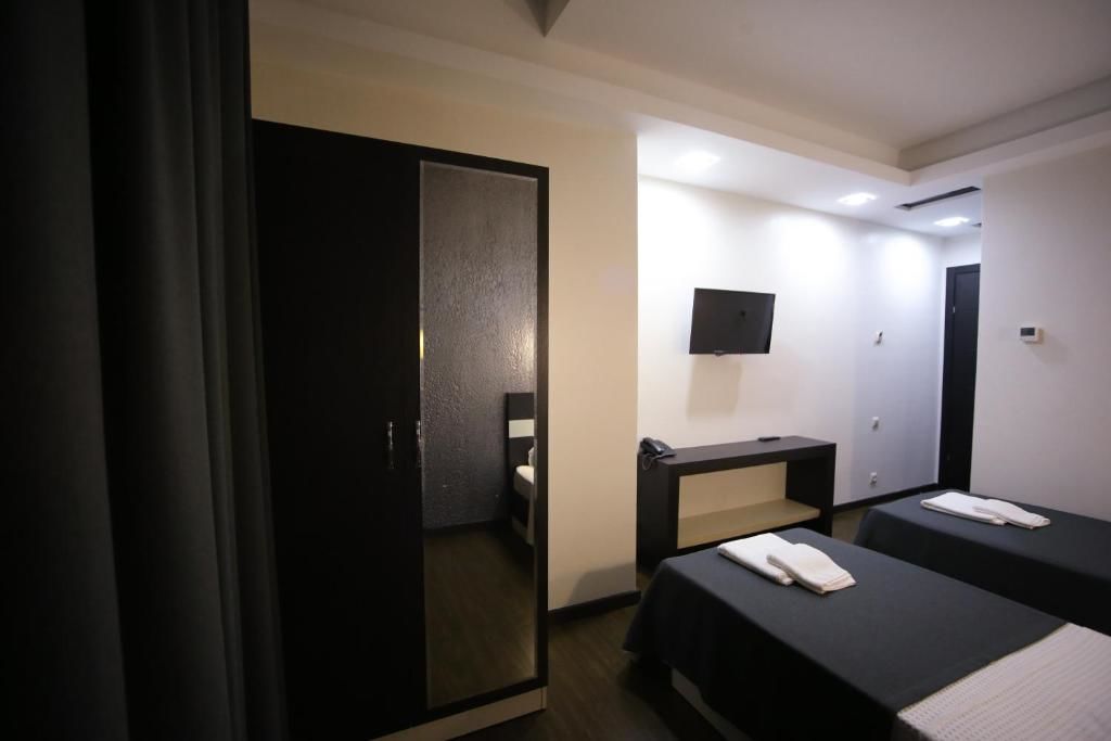 Отель West Tower Hotel Кутаиси
