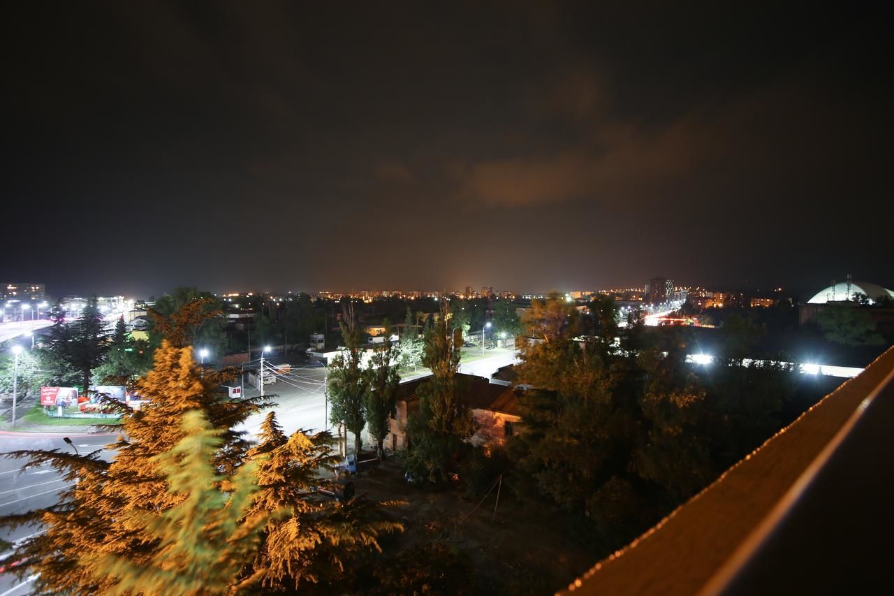 Отель West Tower Hotel Кутаиси-9