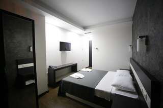 Отель West Tower Hotel Кутаиси Двухместный номер с 1 кроватью-2