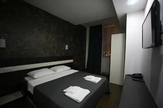 Отель West Tower Hotel Кутаиси Двухместный номер с 1 кроватью-3