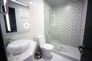 Отель West Tower Hotel Кутаиси Двухместный номер с 1 кроватью-4