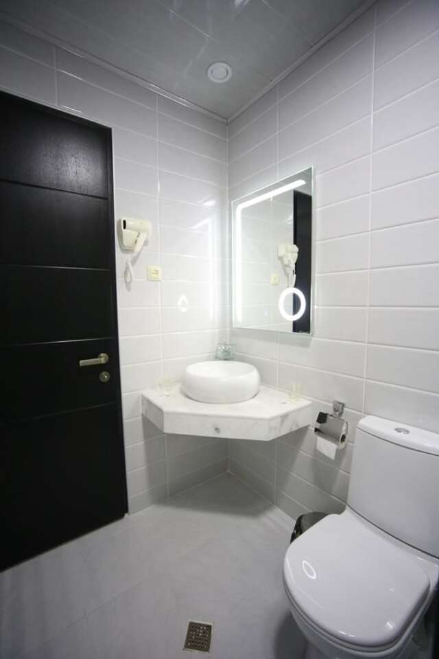 Отель West Tower Hotel Кутаиси-29